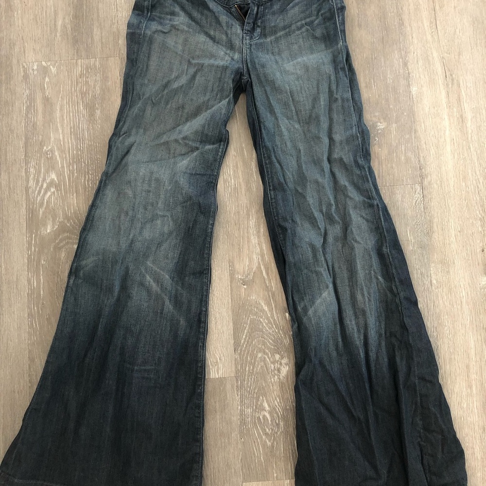 Seven 26 R flared